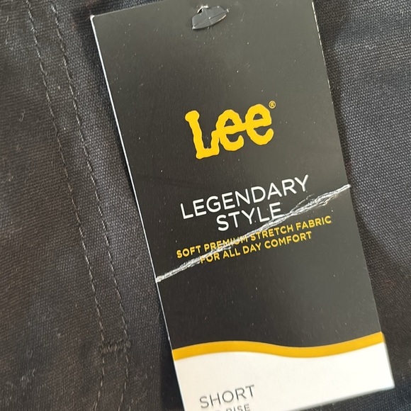 NWT Lee Women's Legendary Carpenter Short, black, size 4 - Picture 9 of 9